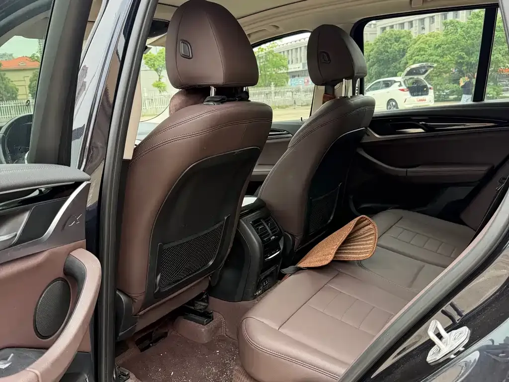 BMW X3 2021 из CN, фото 3
