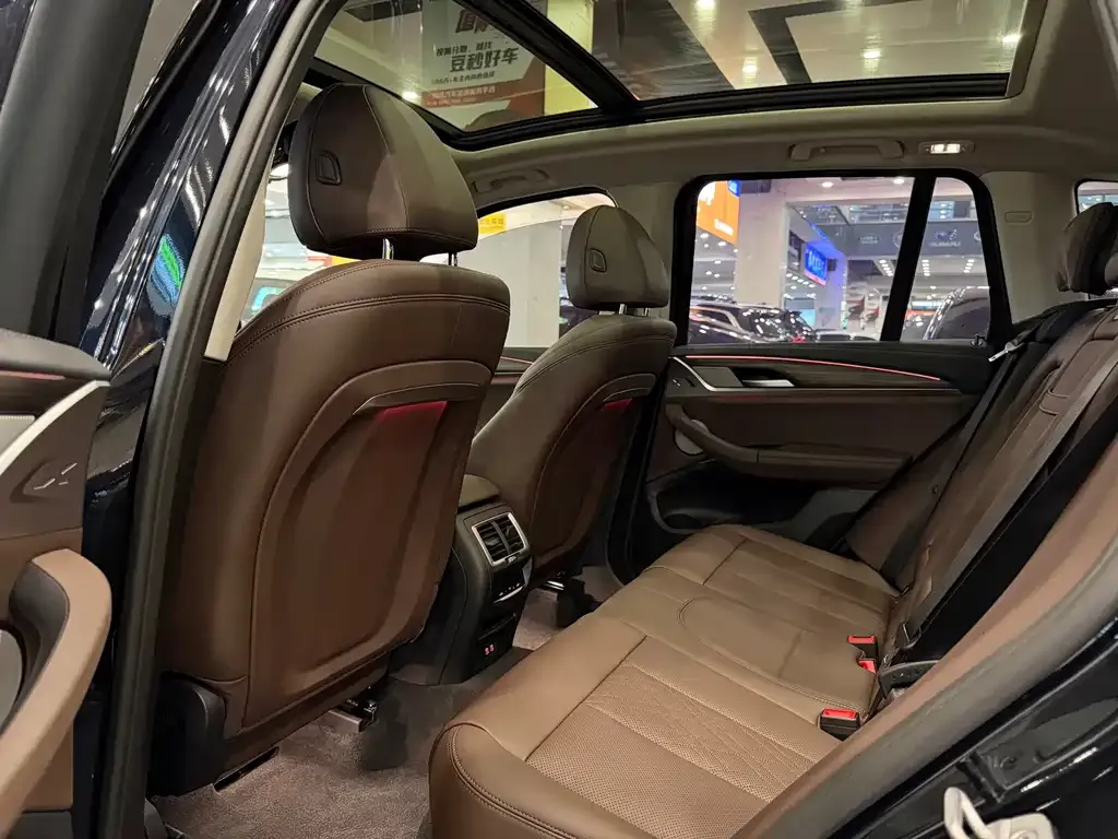BMW X3 2024 из CN, фото 5