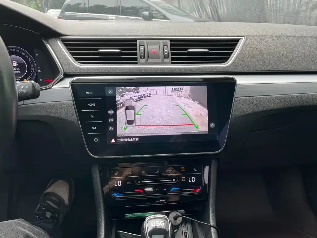 Skoda Superb 2024 из CN, фото 4