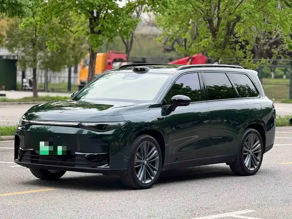Leapmotor C16