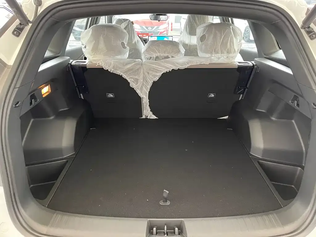 Geely Boyue L 2026 из CN, фото 9