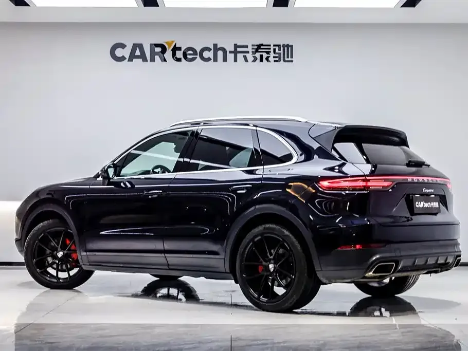 Porsche Cayenne — фото 7
