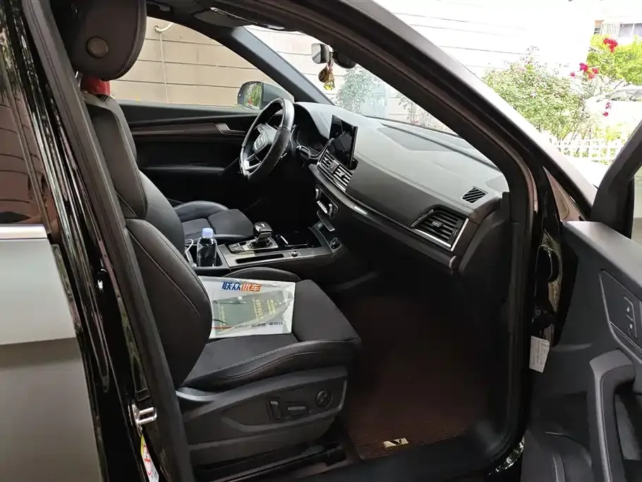 Audi Q5L Sportback 2022 из CN, фото 6