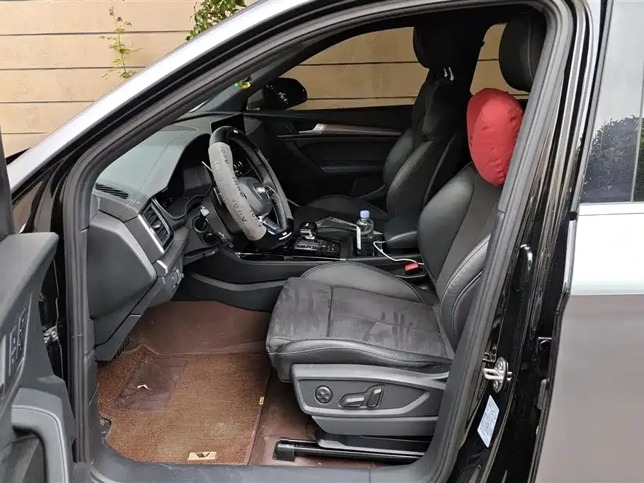 Audi Q5L Sportback 2022 из CN, фото 7