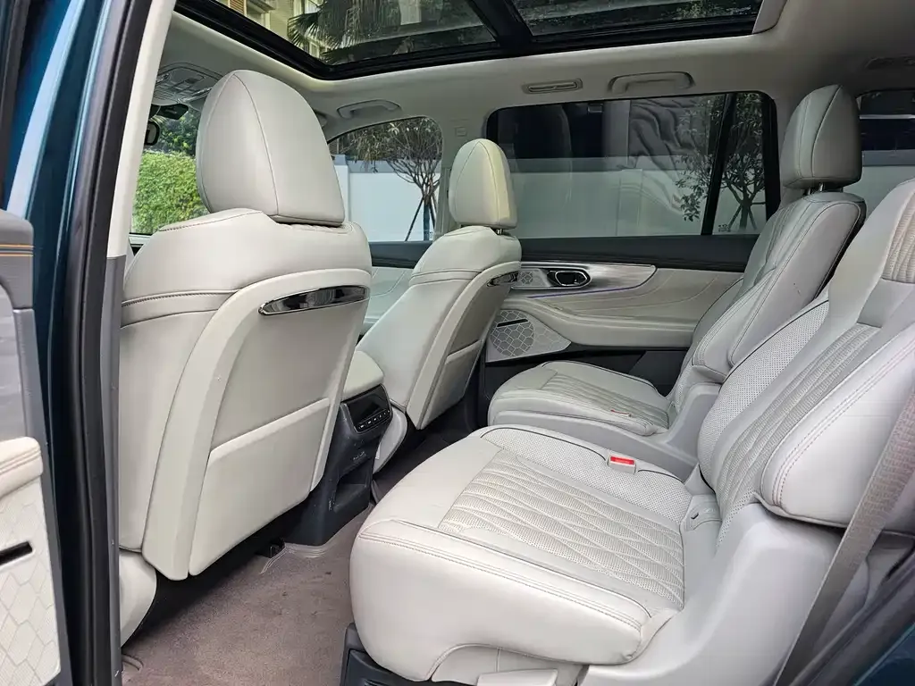 GAC Motor Trumpchi GS8 — фото 2
