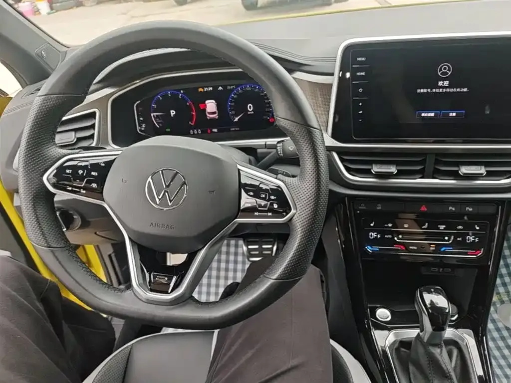 Volkswagen T-Roc 2023 из CN, фото 7
