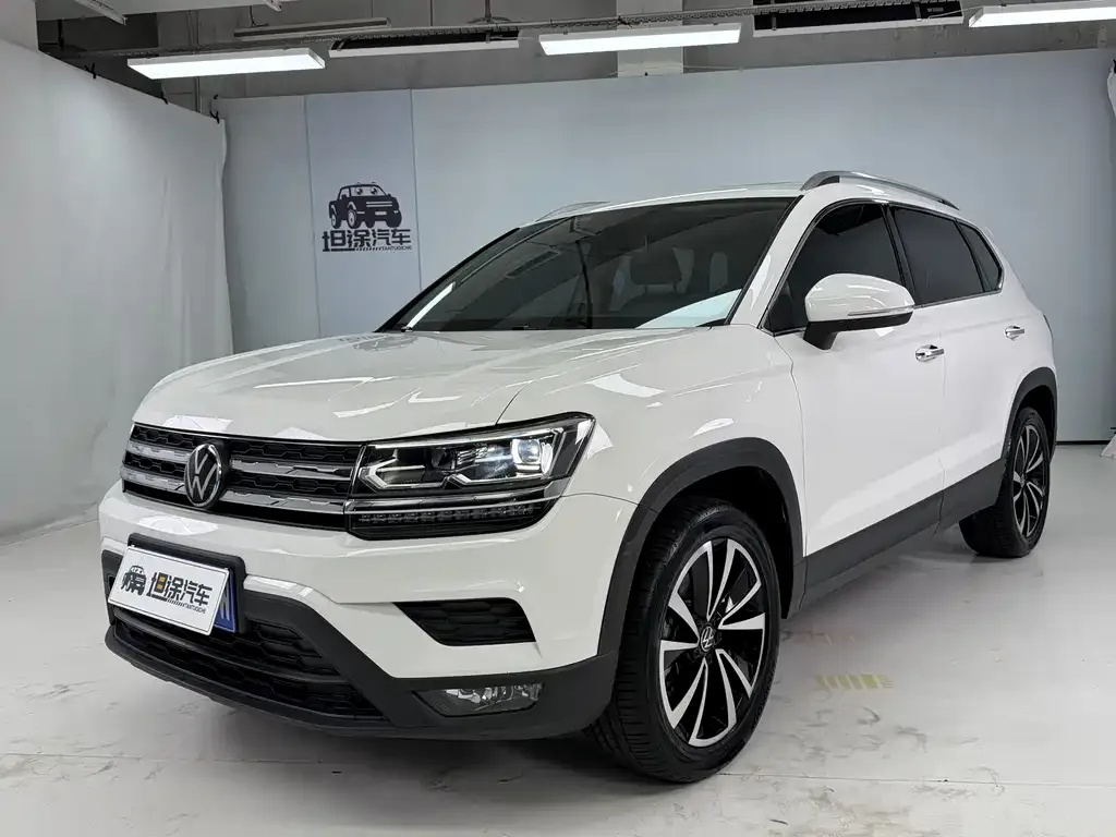 Volkswagen Tharu — фото 1