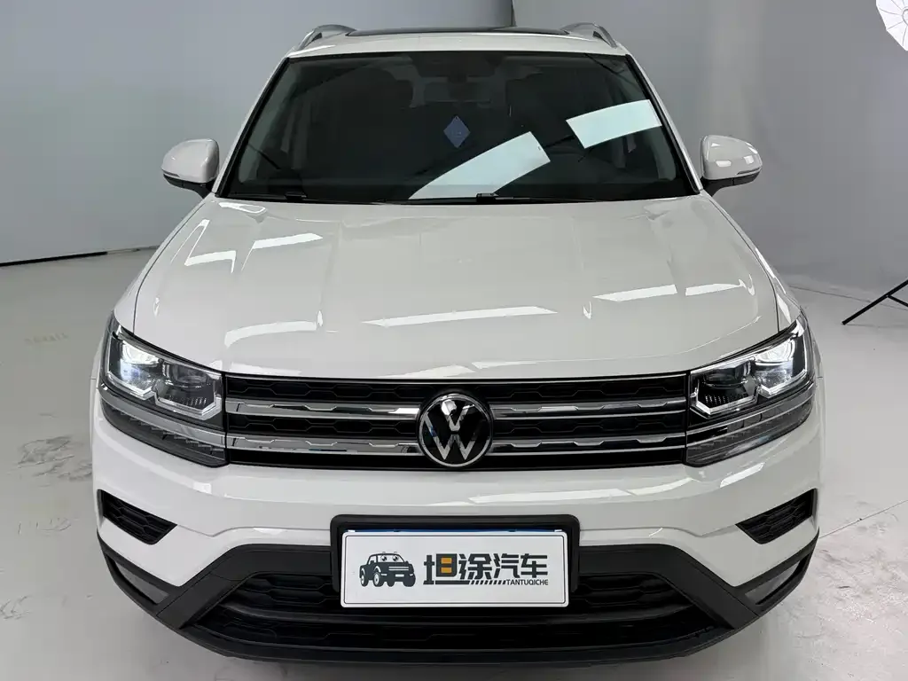 Volkswagen Tharu — фото 3