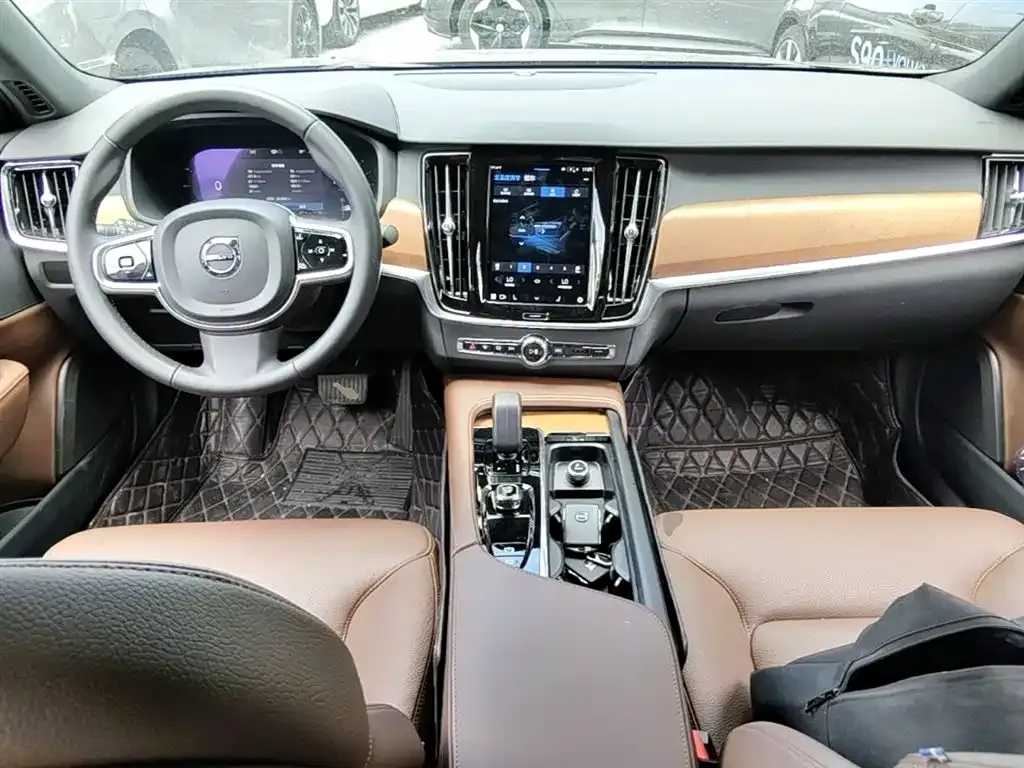 Volvo S90 — фото 3