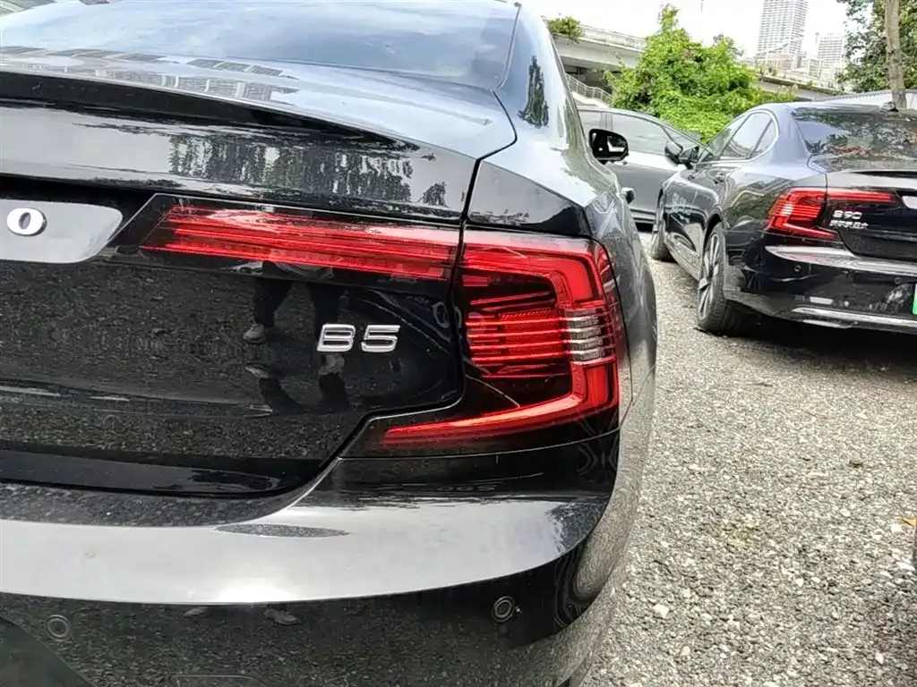 Volvo S90 — фото 8