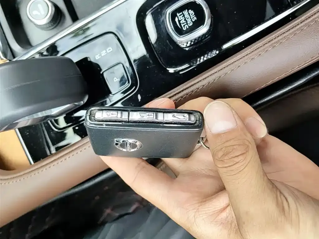 Volvo S90 — фото 2