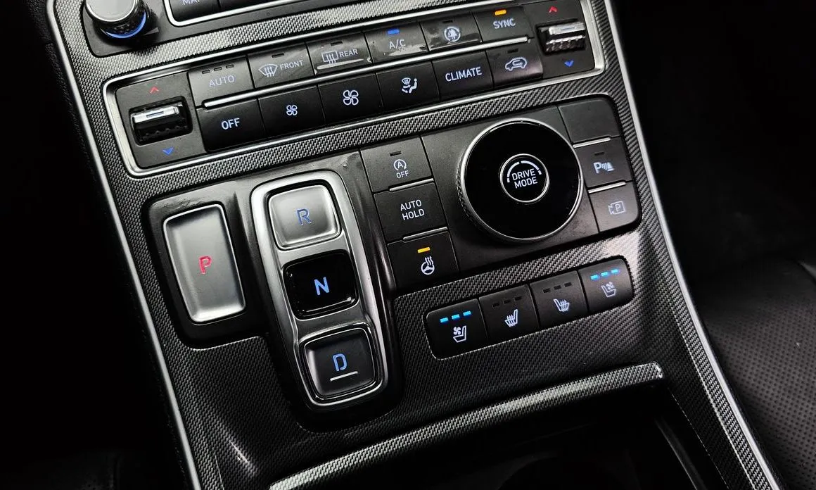 Hyundai Santafe — фото 6
