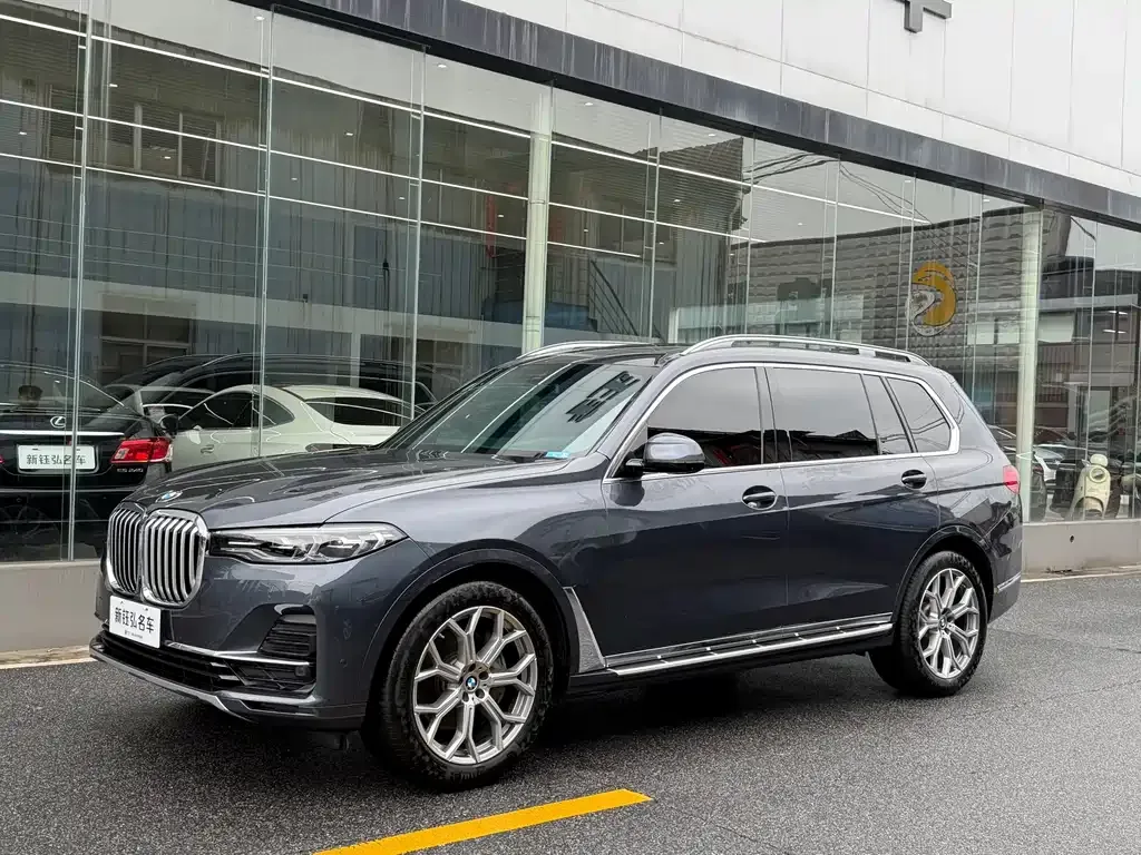 BMW X7 — фото 1