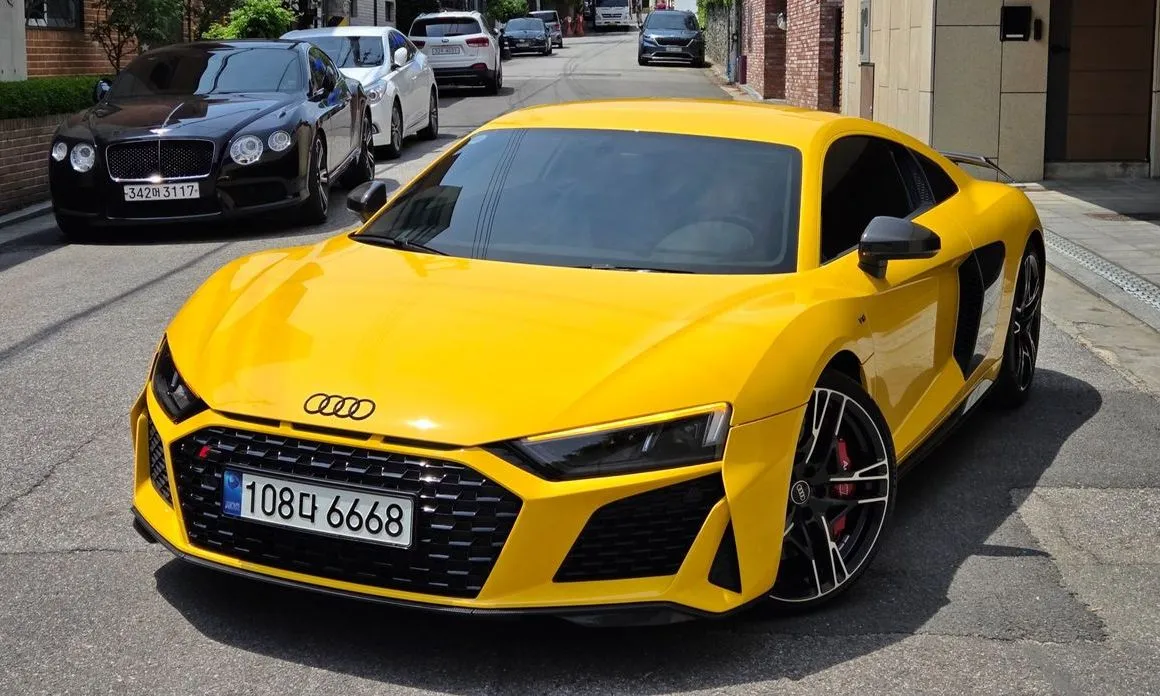 Audi R8 2021 из KR, фото 6