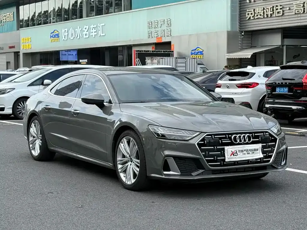 Audi A7L — фото 10