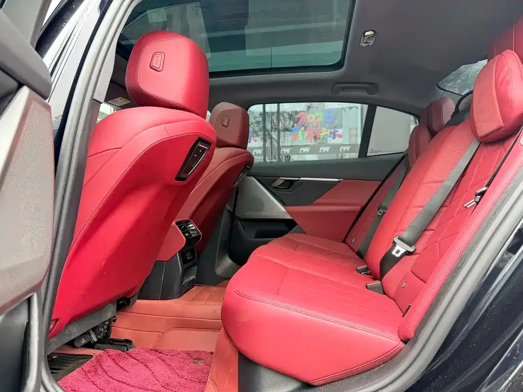 BMW i5 2026 из CN, фото 9