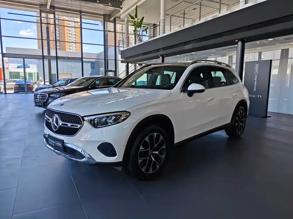 Mercedes-Benz GLC — фото 1
