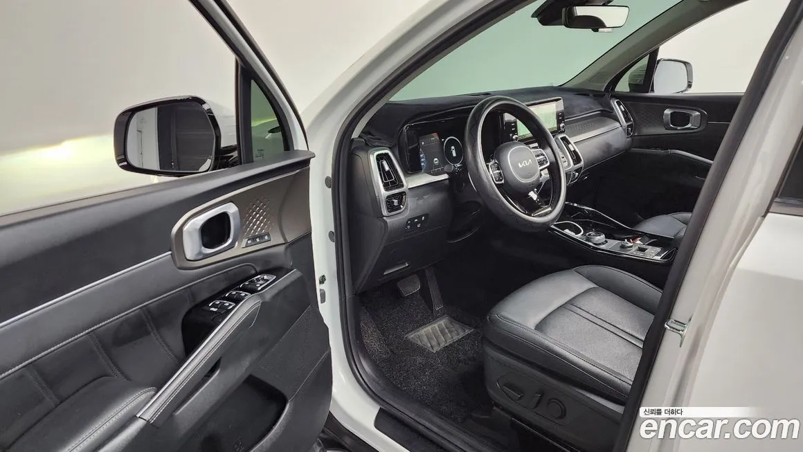Kia Sorento — фото 5