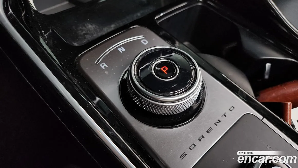 Kia Sorento — фото 6