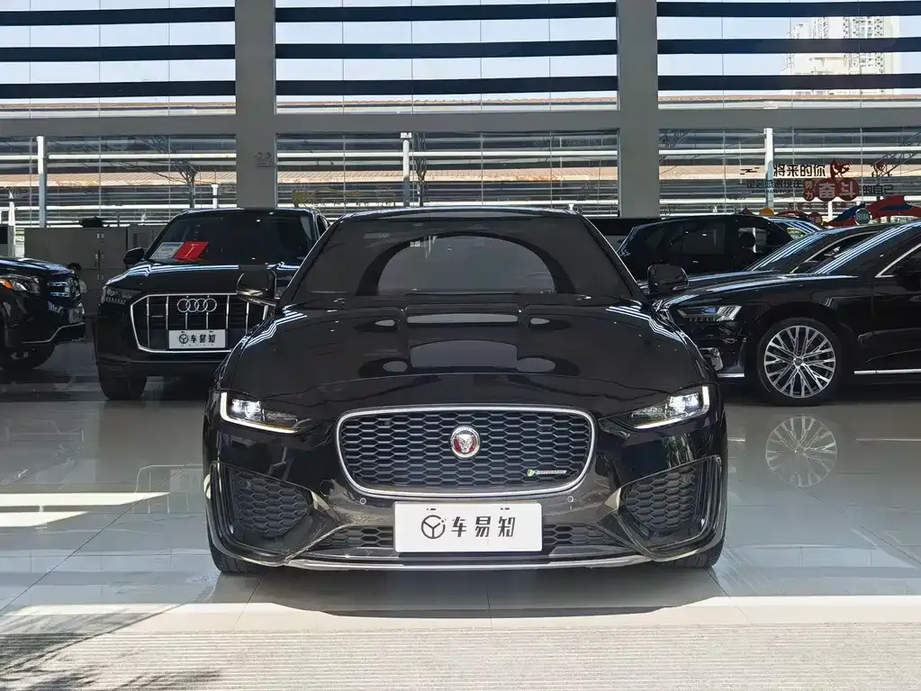 Jaguar XEL — фото 9