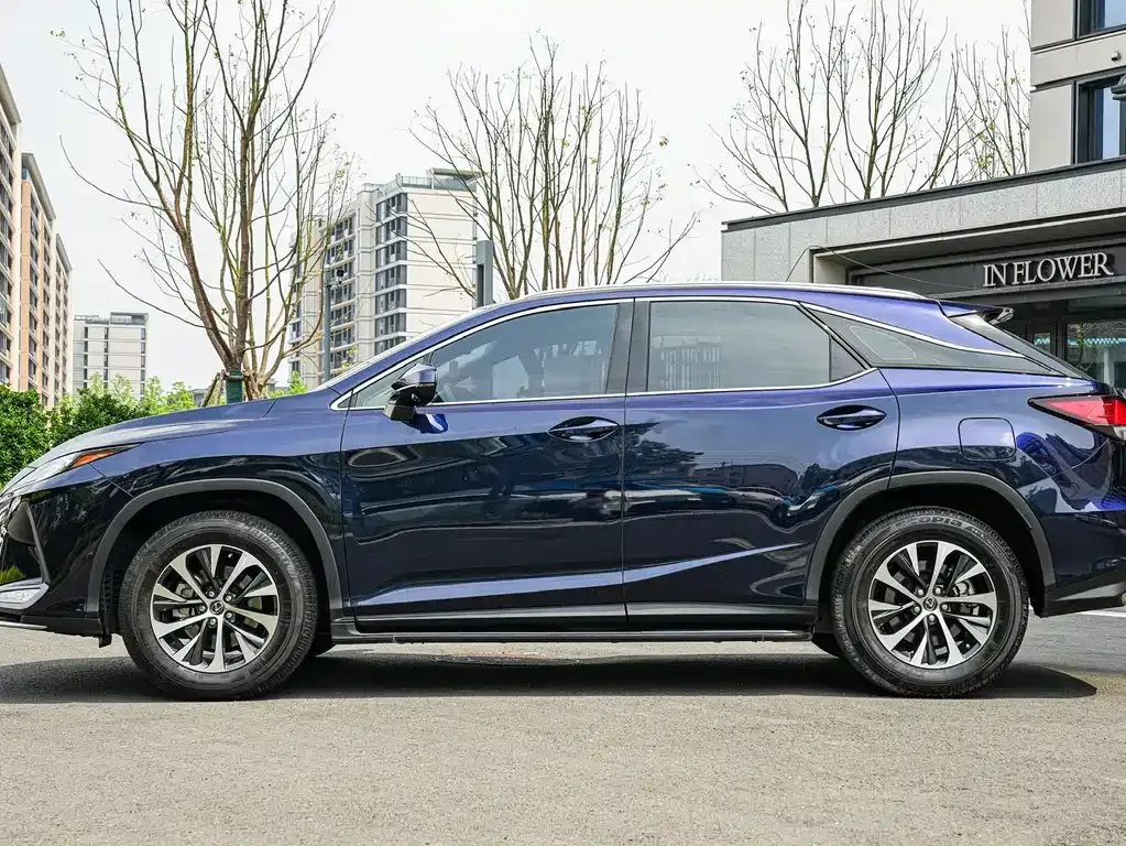 Lexus RX — фото 6