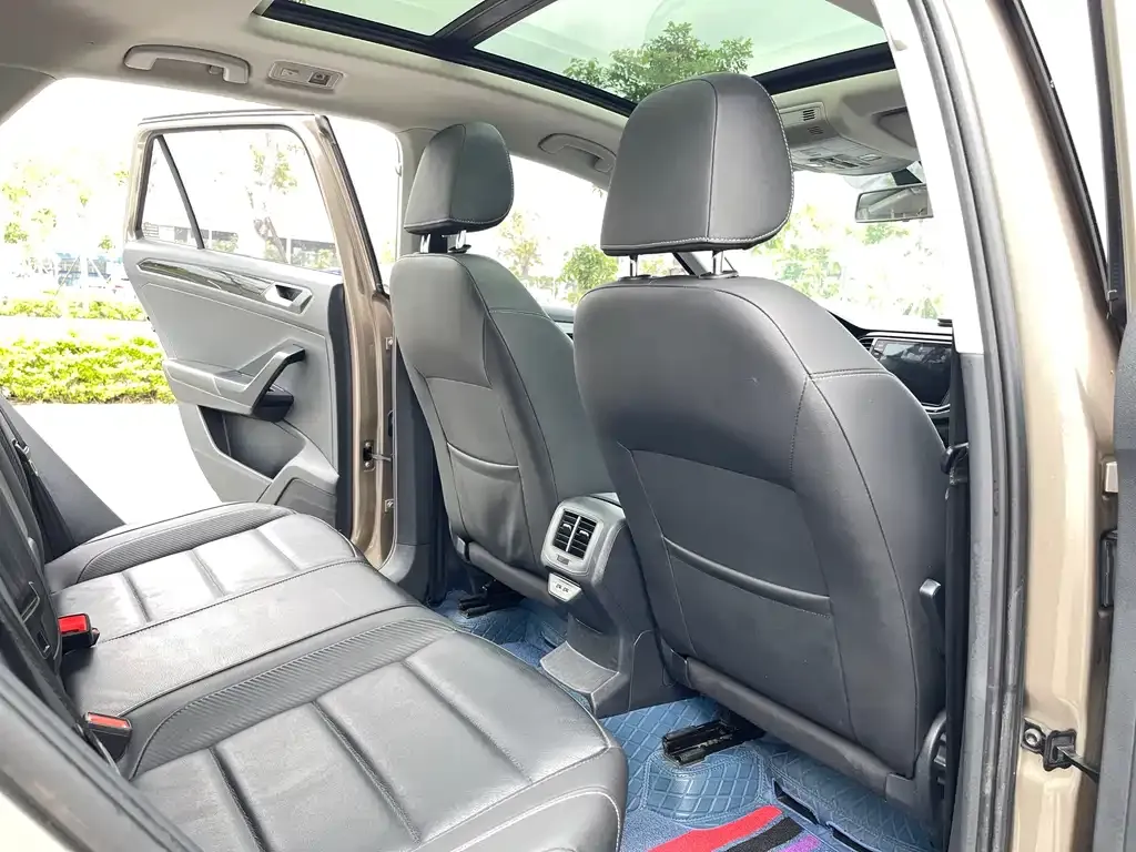 Volkswagen T-Roc 2021 из CN, фото 7