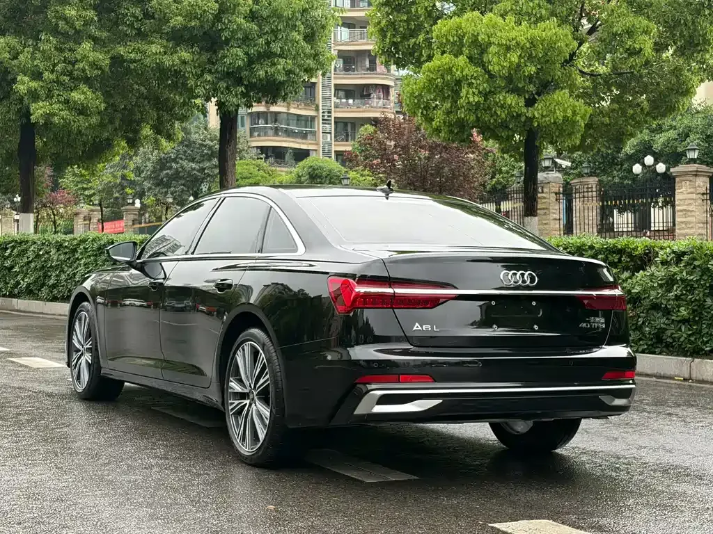 Audi A6L — фото 6