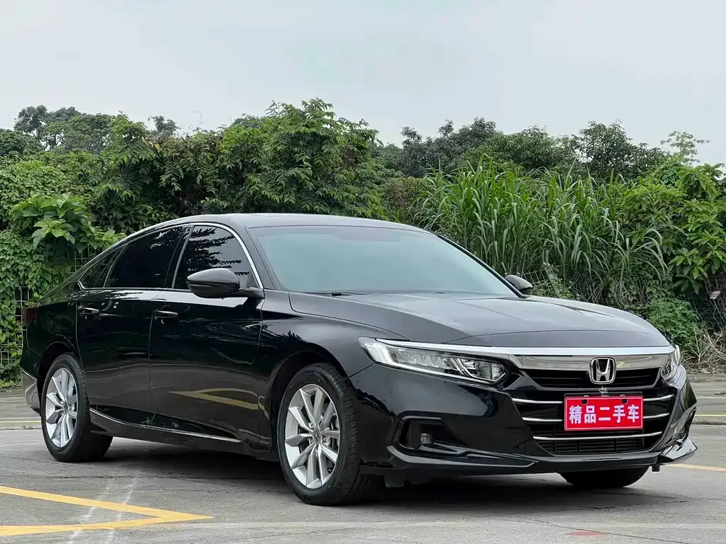 Honda Accord — фото 6