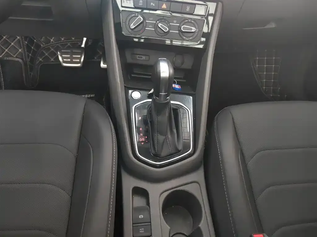 Jetta VS7 2021 из CN, фото 2