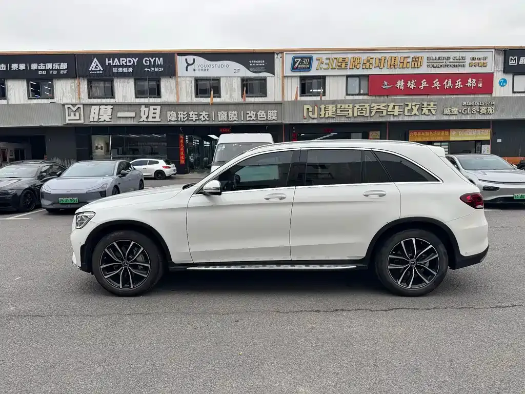 Mercedes-Benz GLC — фото 10