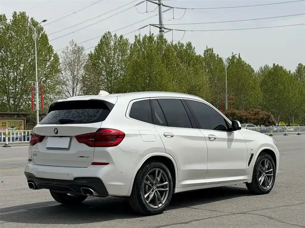 BMW X3 — фото 8