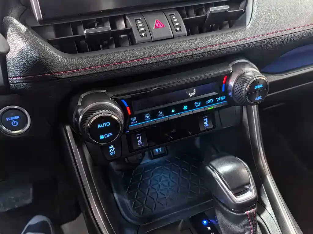 Toyota Wildlander New Energy 2022 из CN, фото 8