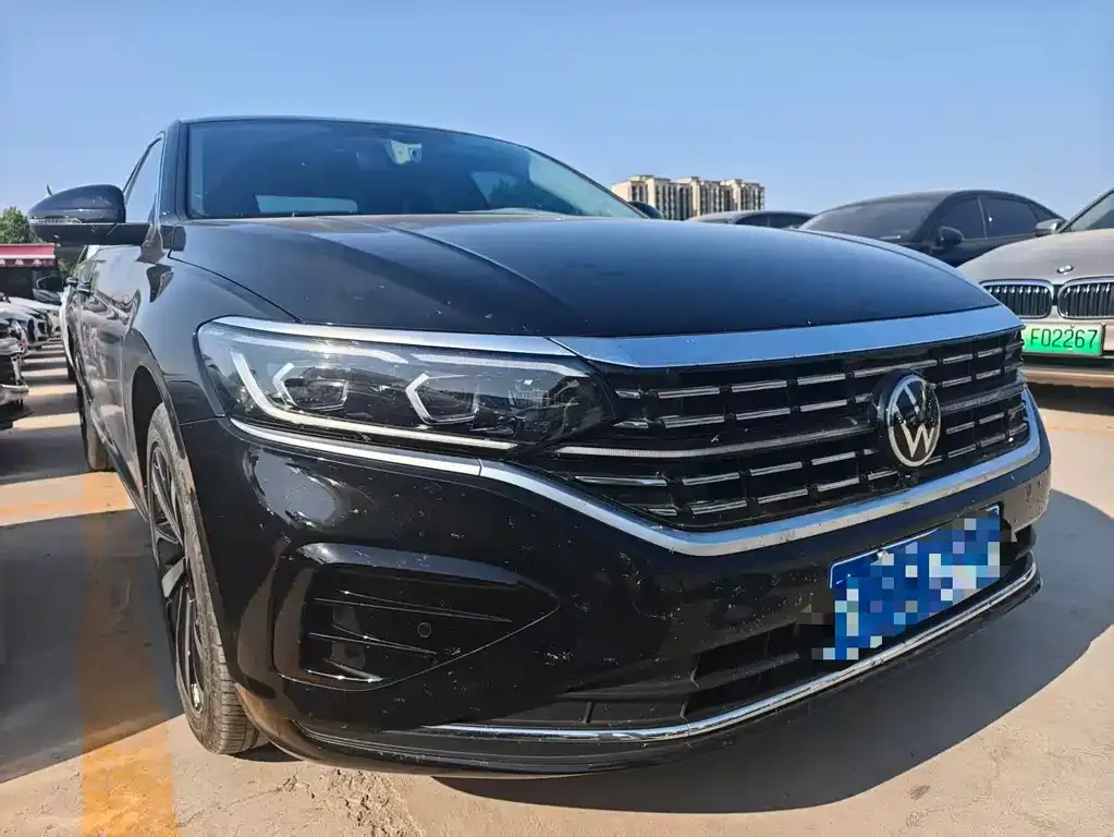 Volkswagen Passat — фото 8