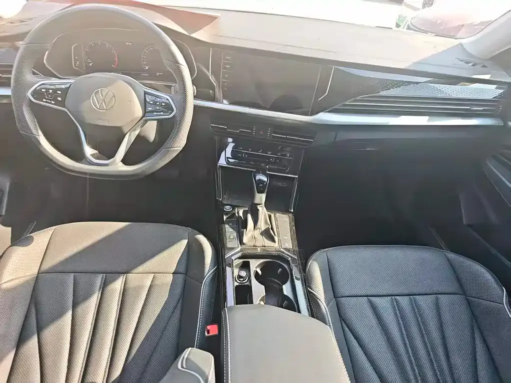 Volkswagen Passat — фото 4