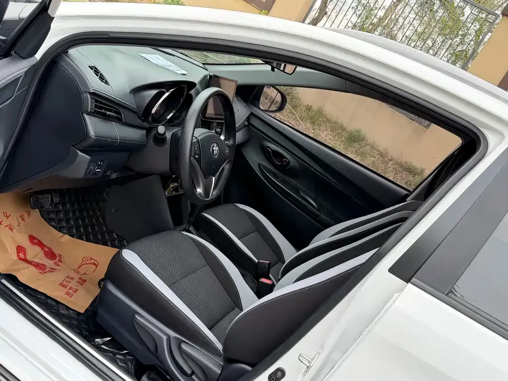 Toyota Yaris L 2022 из CN, фото 5