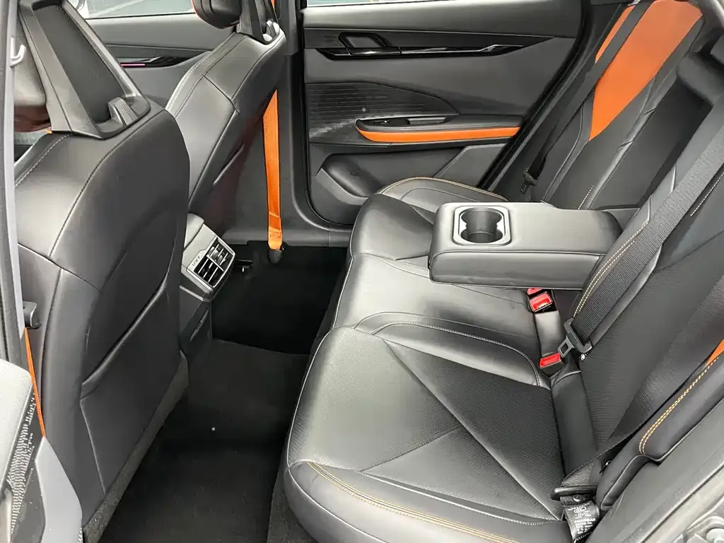 Changan UNI-V 2023 из CN, фото 6