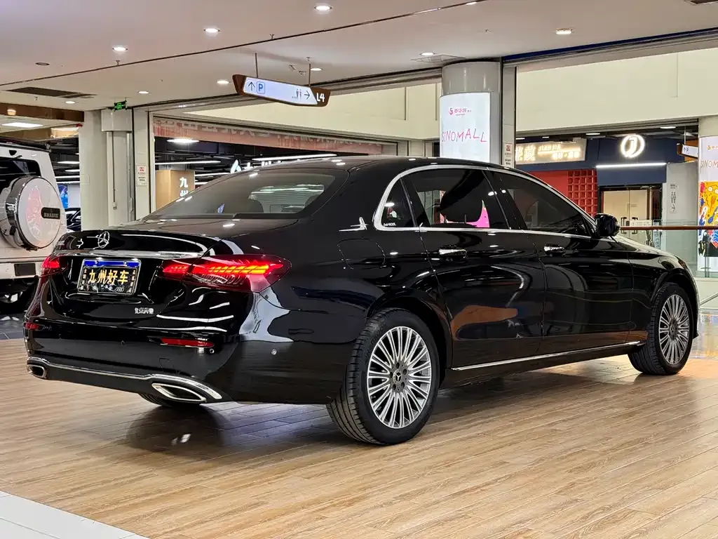Mercedes-Benz E-Class 2023 из CN, фото 2