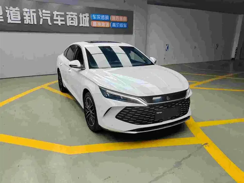 BYD Qin L — фото 8