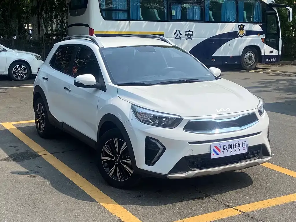 Kia KX1 2022 из CN, фото 4