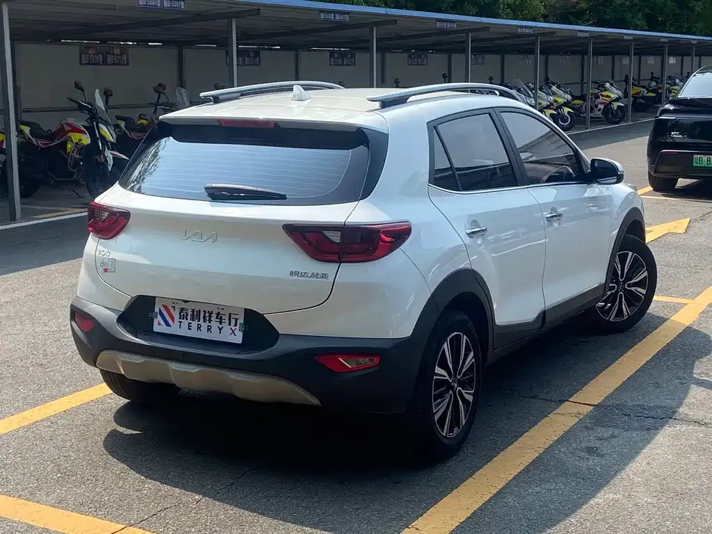 Kia KX1 2022 из CN, фото 6