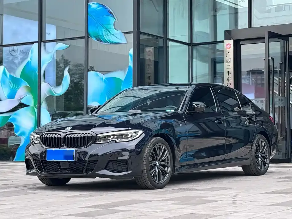 BMW 3 Series — фото 1