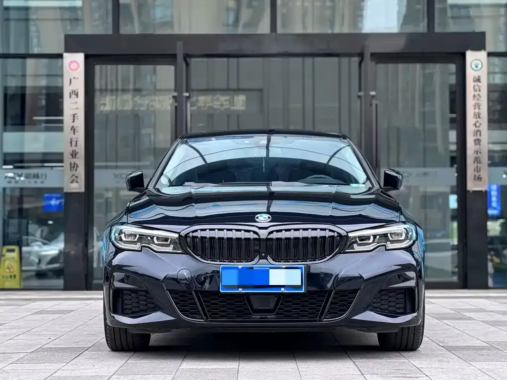 BMW 3 Series — фото 4