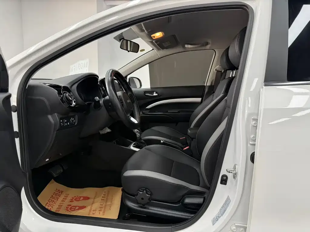 Kia KX1 2022 из CN, фото 8