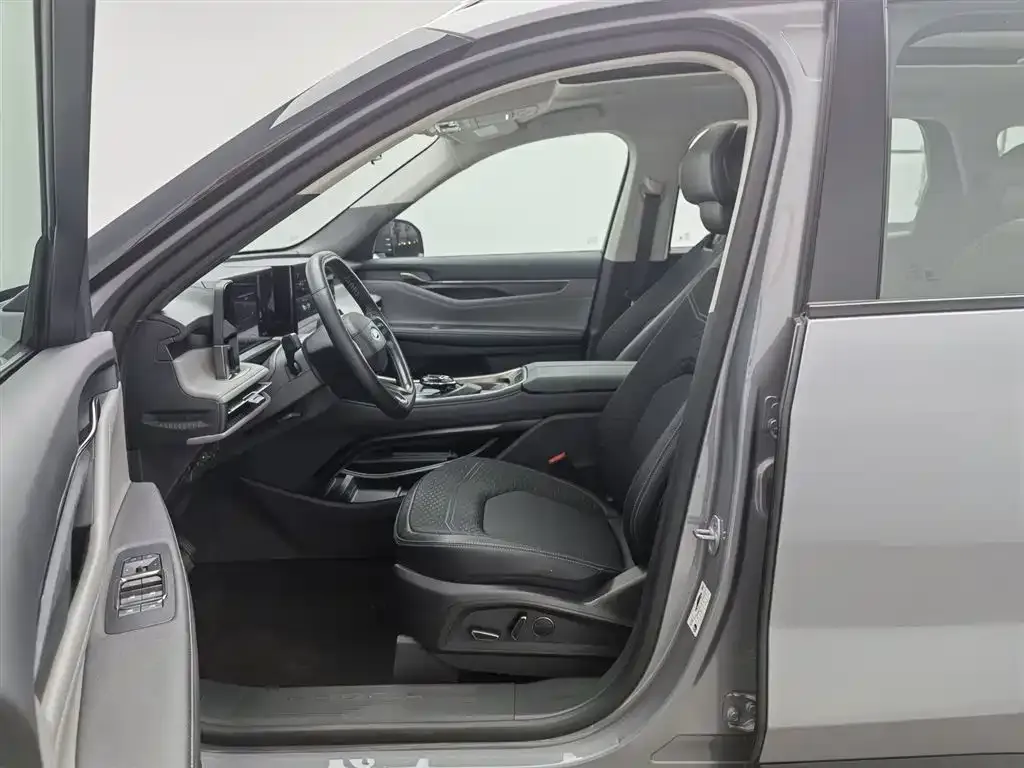 Ford Edge — фото 4