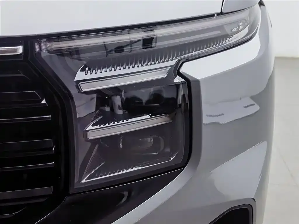 Ford Edge — фото 3