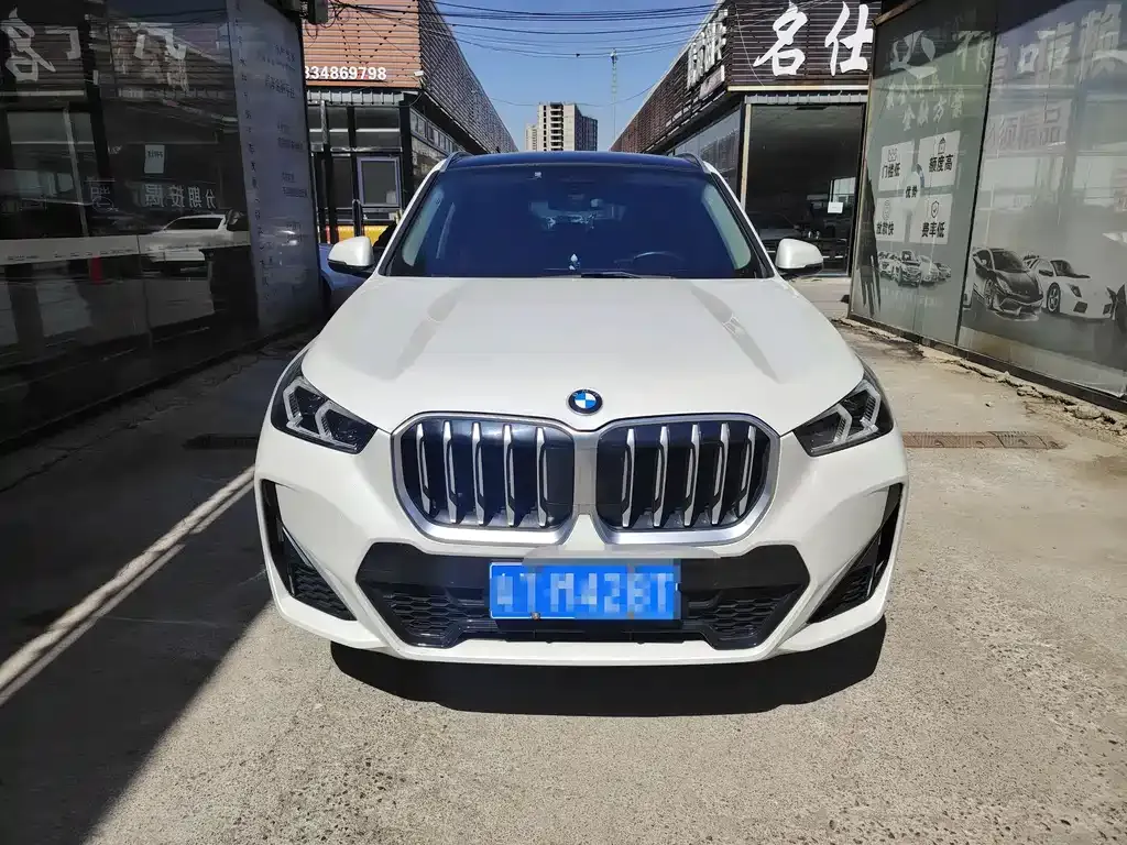 BMW X1 — фото 10
