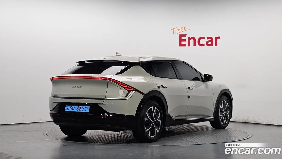 Kia EV6 — фото 4