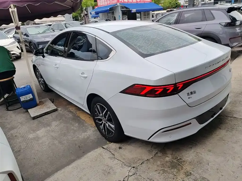 BYD Qin PLUS 2023 из CN, фото 10