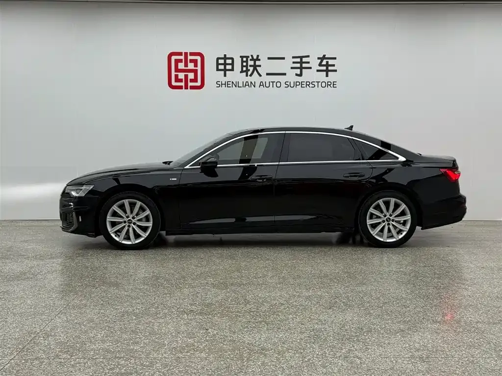 Audi A6L — фото 10