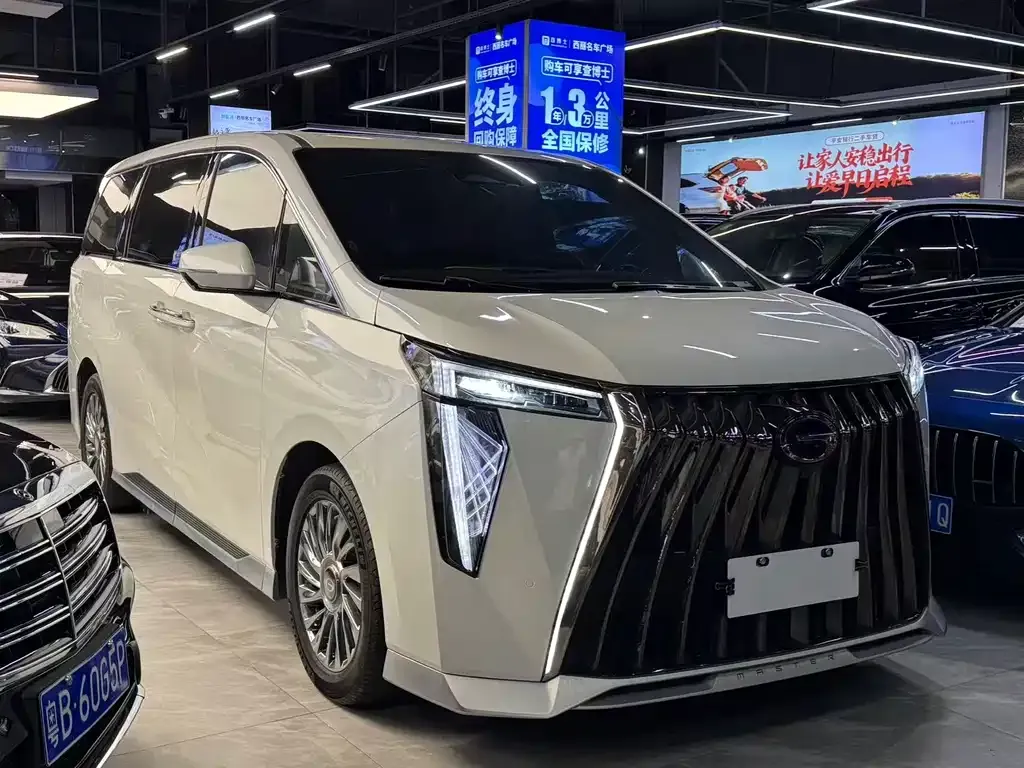GAC Motor Trumpchi M8 — фото 10
